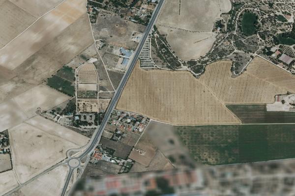 Vista aérea de nave industrial en Chinchilla (Albacete)