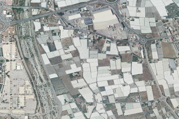 Vista aérea de vivienda en Felix (Almería)