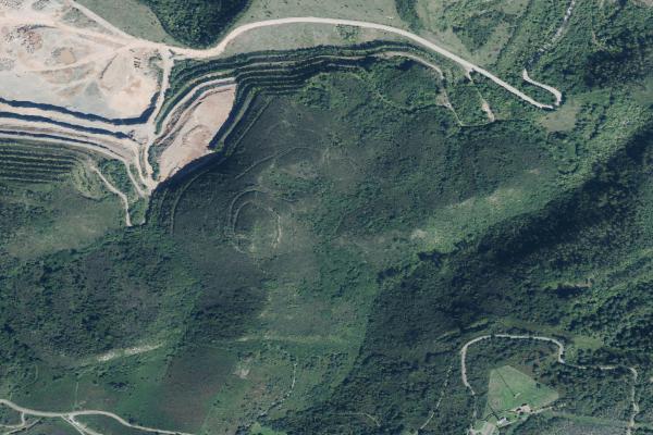 Vista aérea de inmueble en Piloña (Asturias)
