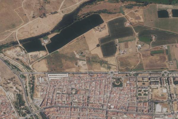 Vista aérea de local comercial en Badajoz (Badajoz)