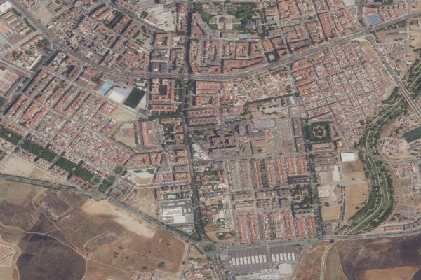 Vista aérea de solar en Badajoz (Badajoz)
