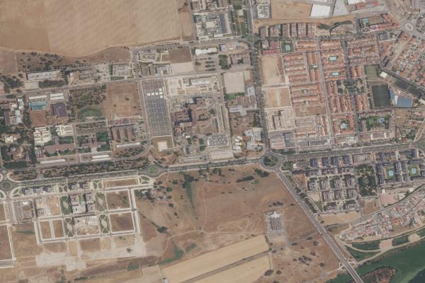 Vista aérea de finca rústica en Jerez de los Caballeros (Badajoz)