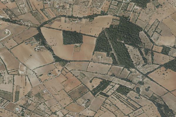Vista aérea de finca rústica en Escorca (Illes Balears)