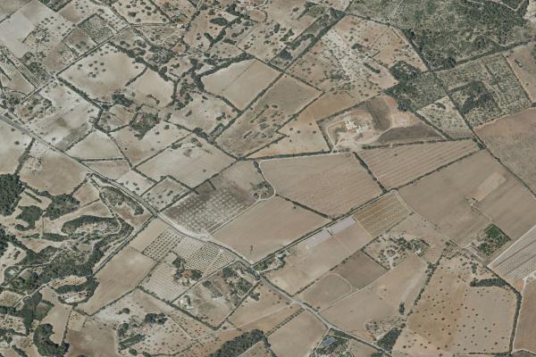 Vista aérea de inmueble en Alaro (Illes Balears)