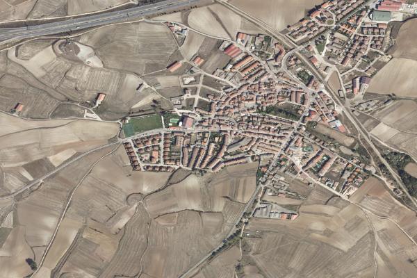 Vista aérea de inmueble en Fresneda de la Sierra Tirón (Burgos)