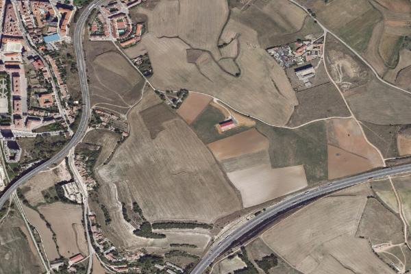 Vista aérea de vivienda en Medina de Pomar (Burgos)