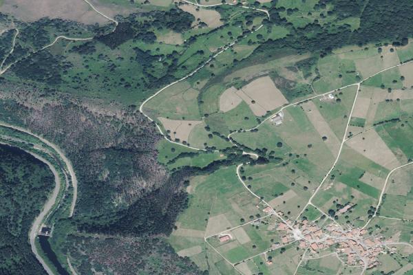 Vista aérea de solar en Suances (Cantabria)