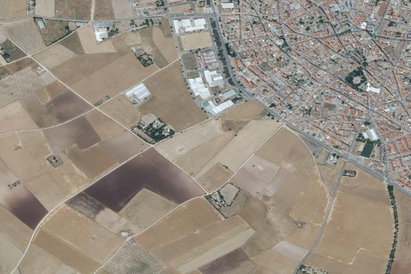 Vista aérea de solar en Valdepeñas (Ciudad Real)