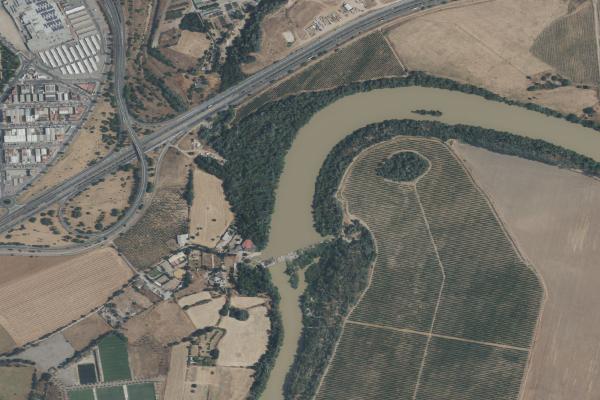 Vista aérea de nave industrial en Pedro Abad (Córdoba)