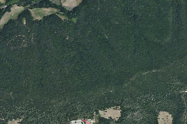 Vista aérea de solar en Maçanet de la Selva (Girona)
