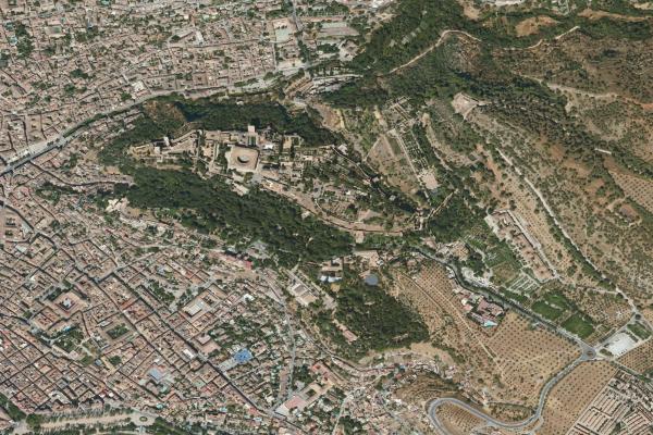 Subasta de Local comercial en Granada - SubastaFácil