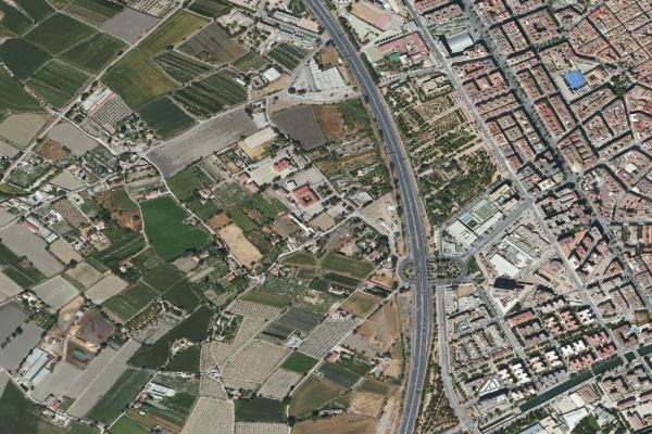 Vista aérea de vivienda en Granada (Granada)