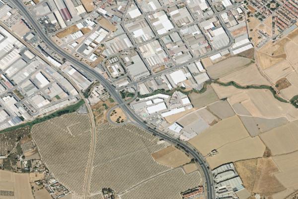 Vista aérea de inmueble en La Zubia (Granada)