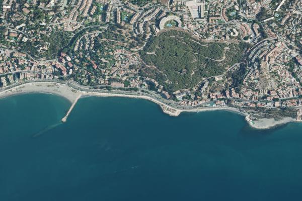 Vista aérea de garaje en Benalmadena (Málaga)
