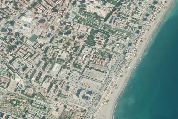 Vista aérea de vivienda en Vélez Málaga (Málaga)