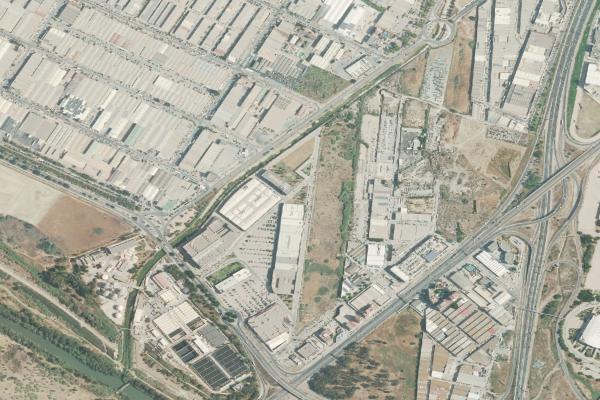 Vista aérea de vivienda en Benalmádena (Málaga)