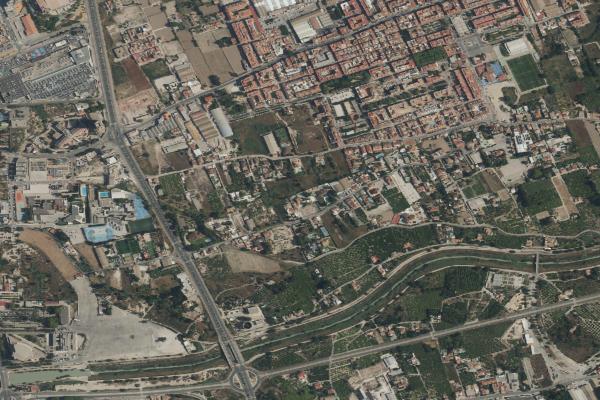 Vista aérea de finca rústica en Yecla (Murcia)