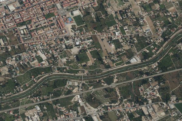 Vista aérea de garaje en Yecla (Murcia)