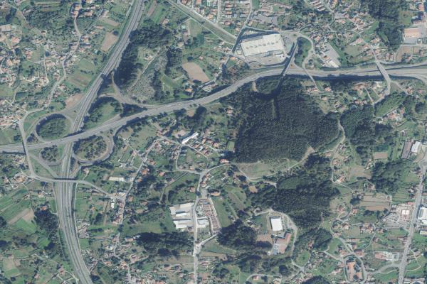 Vista aérea de vivienda en Redondela (Pontevedra)