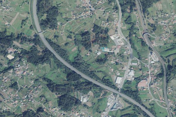 Vista aérea de vivienda en Portonovo (Pontevedra)