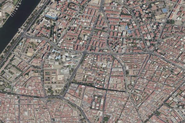 Vista aérea de local comercial en Sevilla (Sevilla)
