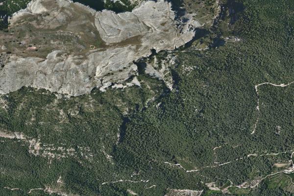 Vista aérea de inmueble en Mont-roig del Camp (Tarragona)