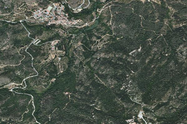 Vista aérea de inmueble en Mora d'Ebre (Tarragona)