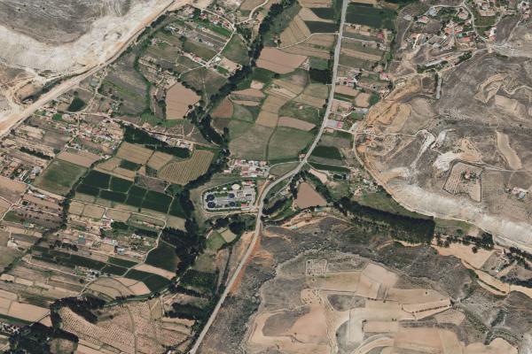 Vista aérea de finca rústica en Paraje la Rambla de Martin / Municipio Martin del Rio (Teruel)
