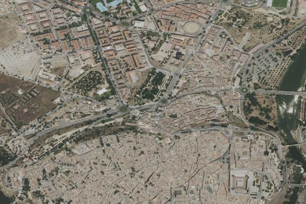 Subasta de Local comercial en Toledo - SubastaFácil