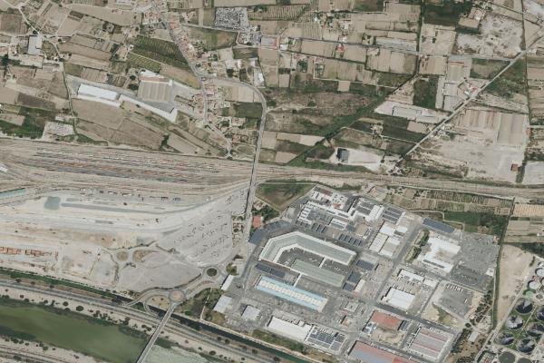 Vista aérea de finca rústica en Llaurí (Valencia/València)