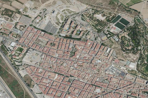 Vista aérea de inmueble en Enguera (Valencia/València)
