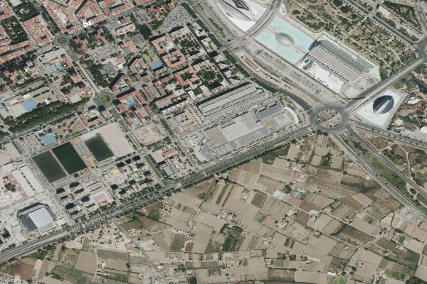 Vista aérea de vivienda en Monserrat (Valencia/València)