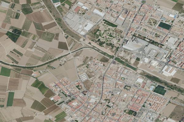 Vista aérea de garaje en Montserrat (Valencia/València)