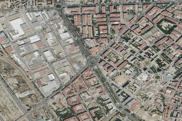Vista aérea de garaje en Montserrat (Valencia/València)