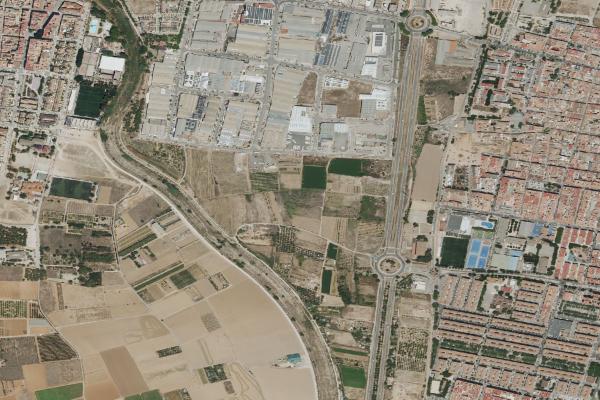 Vista aérea de garaje en Montserrat (Valencia/València)