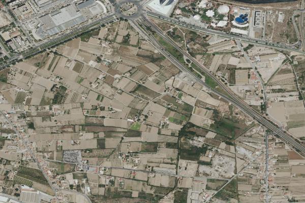 Vista aérea de garaje en Montserrat (Valencia/València)