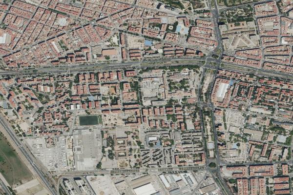 Vista aérea de vivienda en Montserrat (Valencia/València)