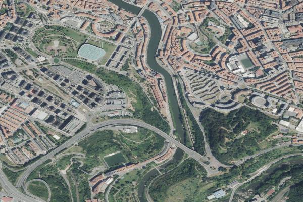 Vista aérea de vivienda en Güñes (Bizkaia)