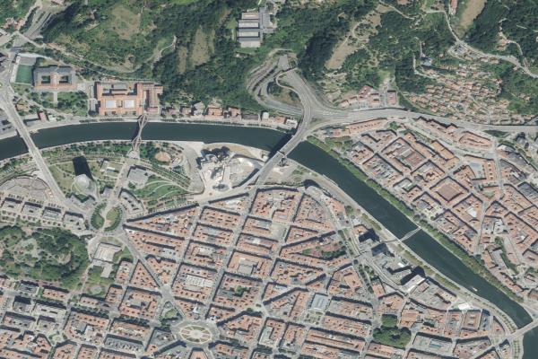 Vista aérea de trastero en Bilbao (Bizkaia)