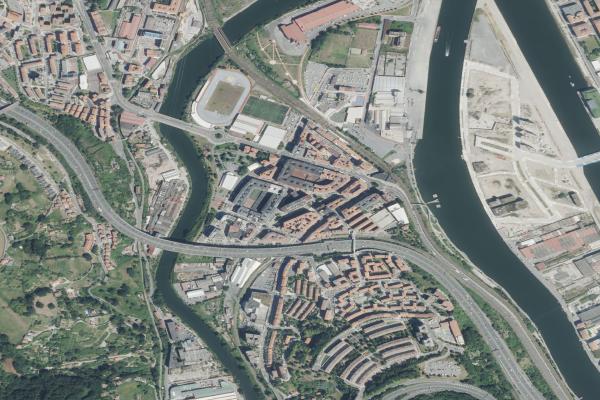 Vista aérea de vivienda en Bilbao (Bizkaia)