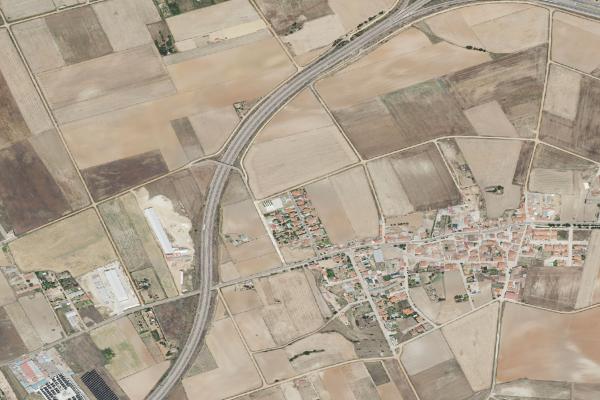 Vista aérea de finca rústica en Villalobos (Zamora)
