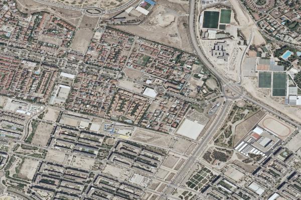 Vista aérea de vivienda en Zaragoza (Zaragoza)