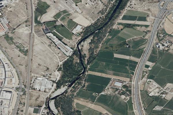 Vista aérea de vivienda en Zaragoza (Zaragoza)