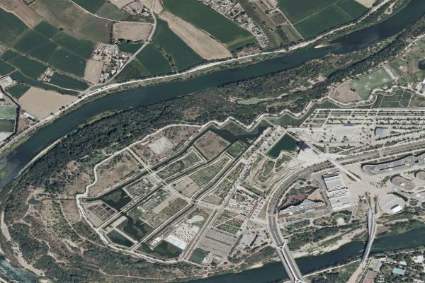 Vista aérea de finca rústica en Fayon (Zaragoza)